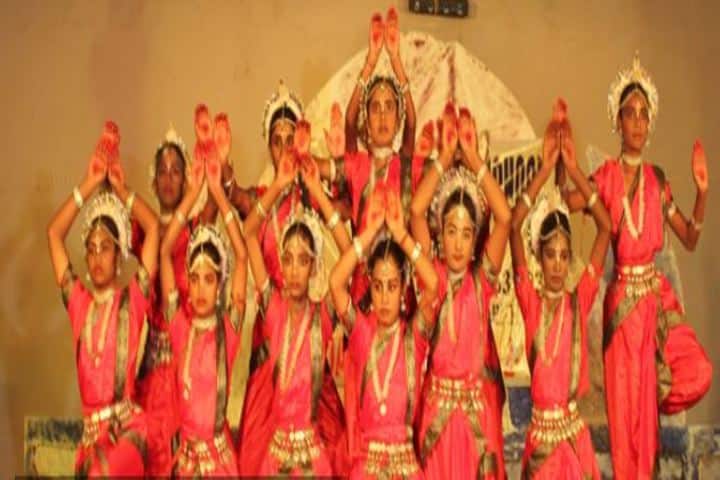 Kerala English Medium School-School Cultural Fest