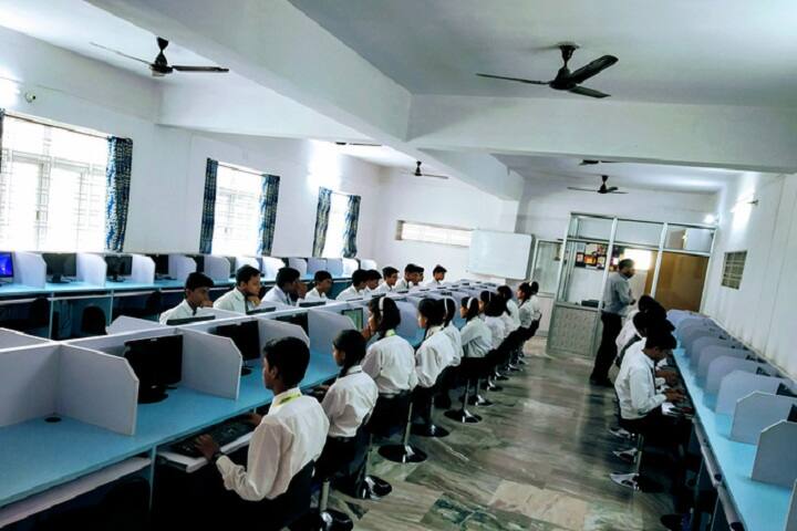 Loyola Convent School-IT Lab