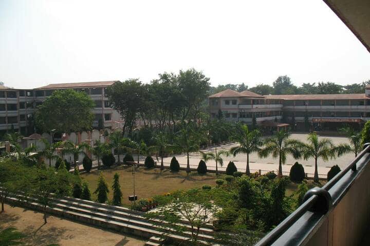 M K Dav Public School-School Building