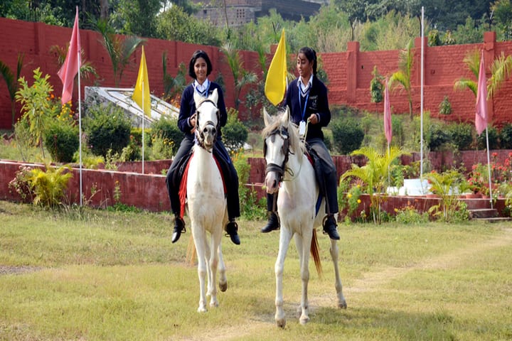 Montfort Academy-Horse Riding