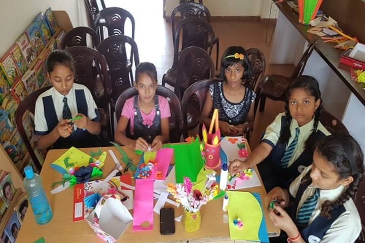 Mount Litera Zee School-Art And Craft Room