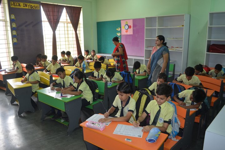Mount Litera Zee School-Classroom