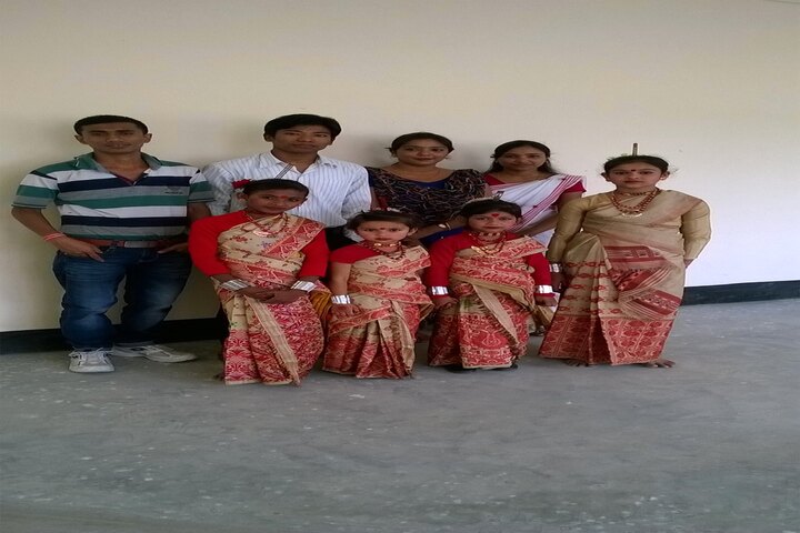  Adarsh Vidyalaya, Pakabetbari-Traditional Dress Compitition