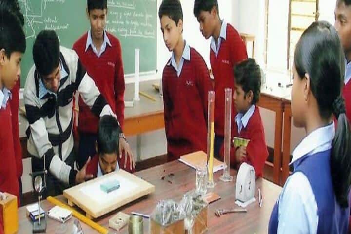NML Kerala Public School-Lab