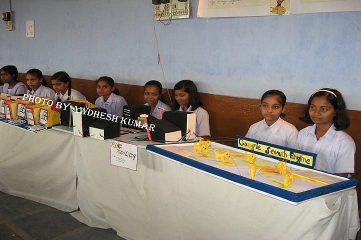Ramprasad Chandrabhan Saraswati Shishu Vidya Mandir-Science Exhibition