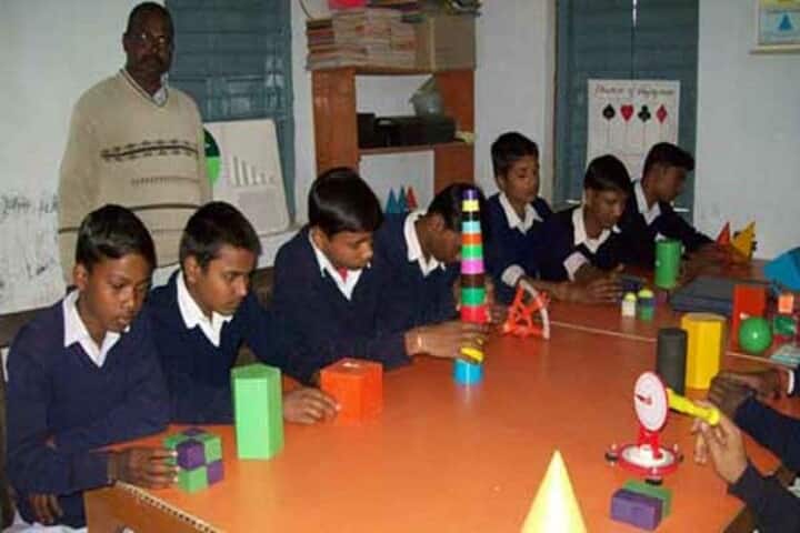 Sarswati Shishu Vidya Mandir-Maths-Lab