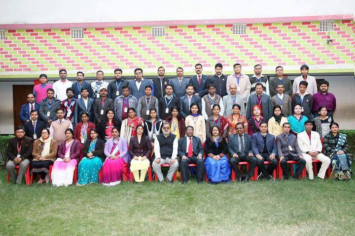 Savitri Devi D A V Public School-Staff