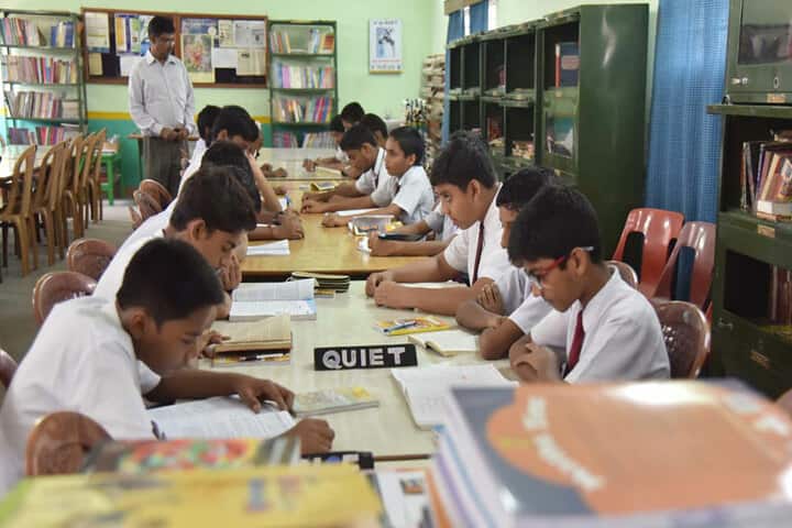 Sree Ayyappa Public School-Library