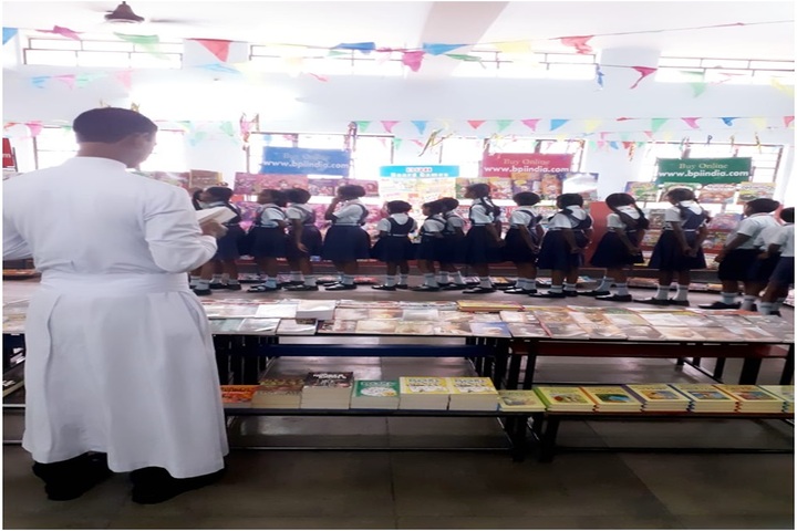 St Johns School-Mini Book Fair