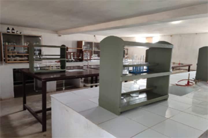 Star International School-Chemistry Lab