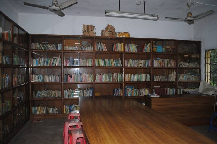 Tata DAV School-Library