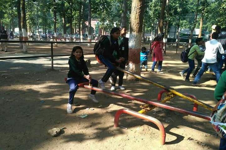Vincent Public School-Play Area