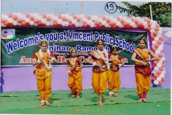Vincent Public School-Traditional Dance