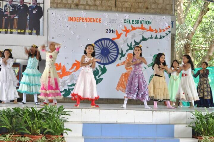 Air Force School-Dance