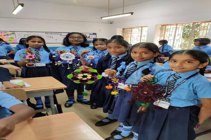 Air Force School-Art And Craft
