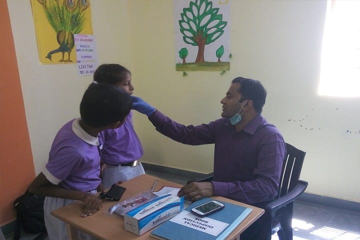 Akshara School-Medical Check up