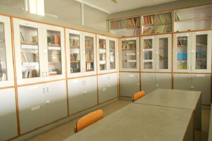 Alpine Public School-Library