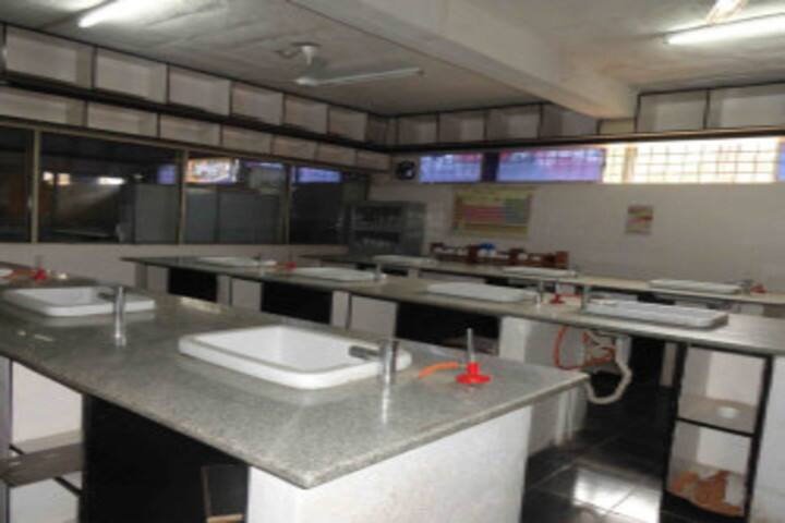 Alpine Public School-Lab