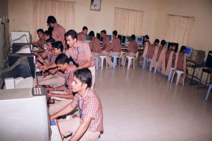 Amrita Vidalayam-Computer Lab
