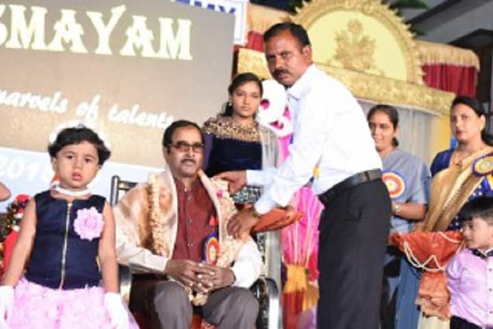 Aradhana Higher Primary School-Honouring the Guest