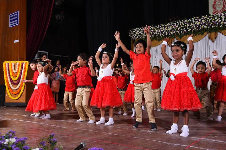 B B U L Jain Vidyalaya-Dances