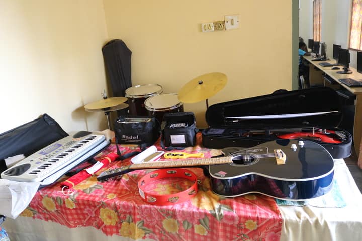 B E L School-Music Room