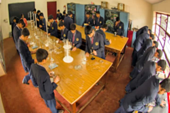 Bhartiya Vidya Bhawan Kodagu Vidyalaya-Lab