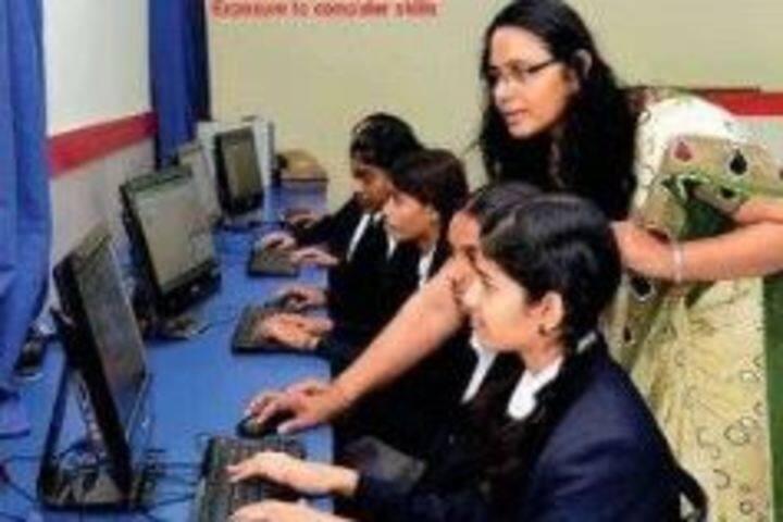Brooklyn National Public School-Computer Lab