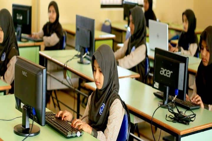 Crescent International School-IT Lab