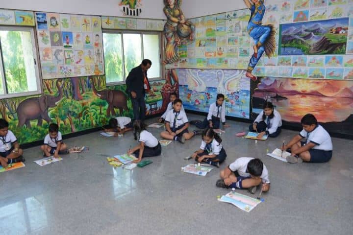 Daffodils School Of Education-Art And Craft