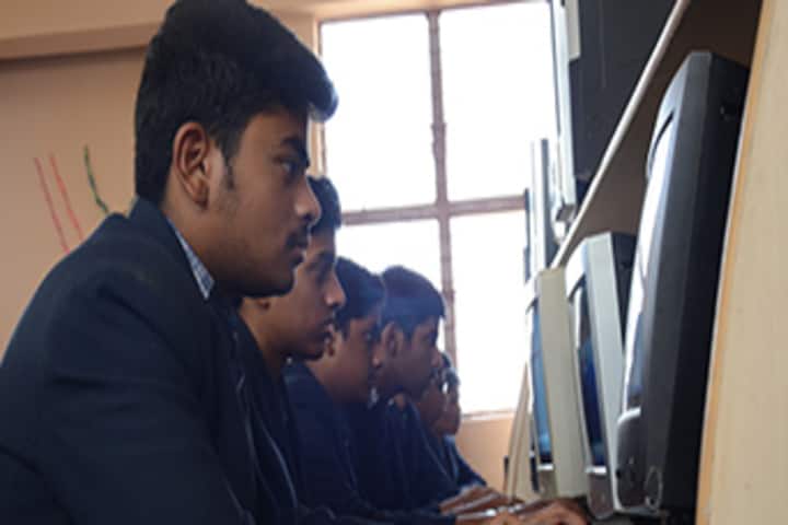 Dayananda Arya Vidya Public School-Computer Lab