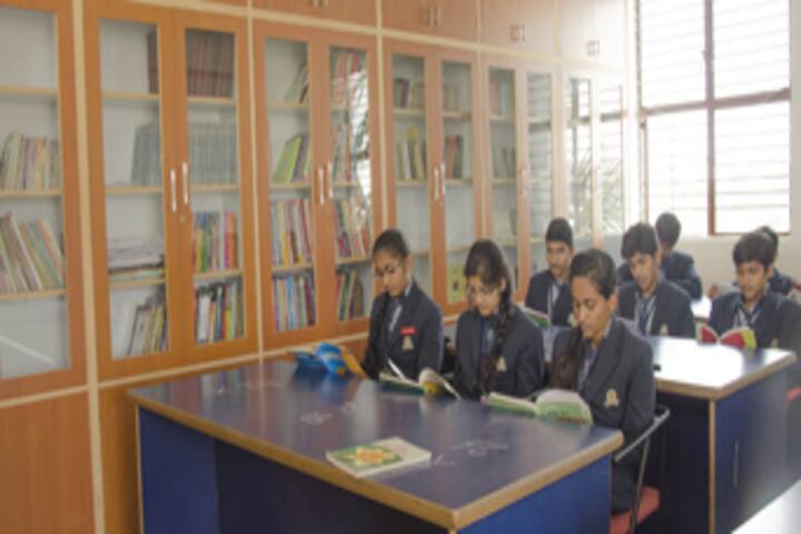 Dayananda Arya Vidya Public School-Library