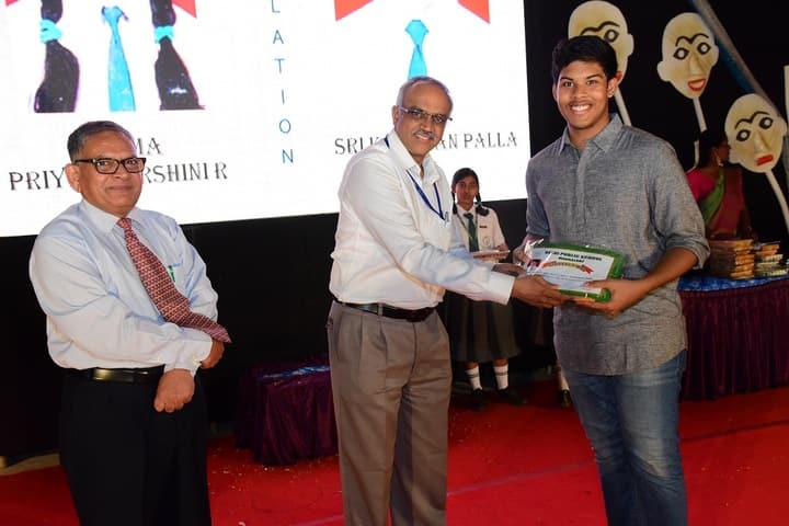 Delhi Public School-Prize Distribution