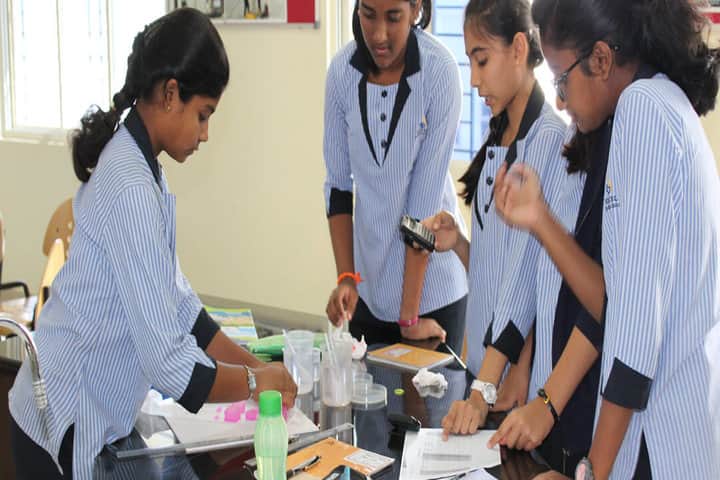 Excel Public School-Biology Lab