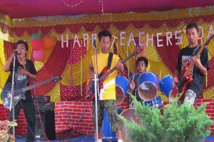 De Pauls Public School-Music