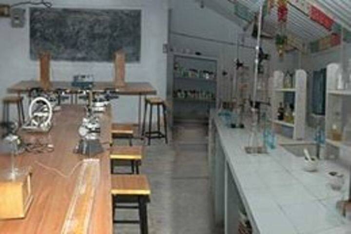 De Pauls Public School-Science lab