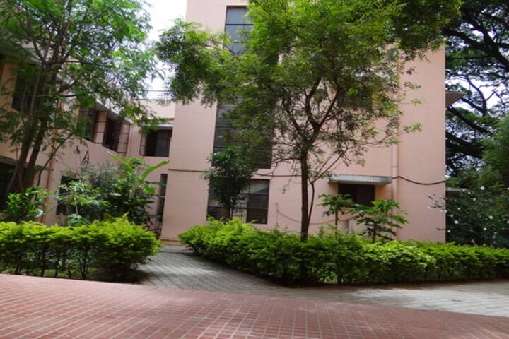Hal Public School-Campus