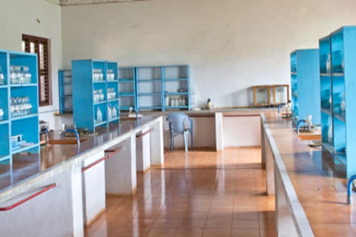 Hongirana School Of Excellence-Chemistry Lab