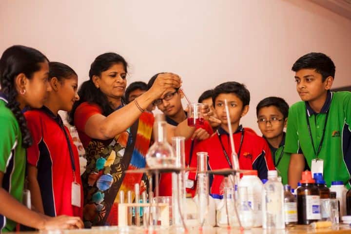 Jain Global School-Chemistry Lab