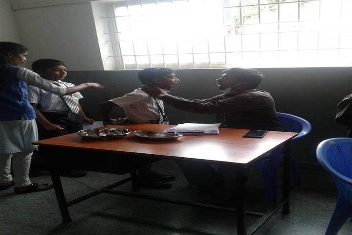 Janani Vidya Mandira-Medical Check up