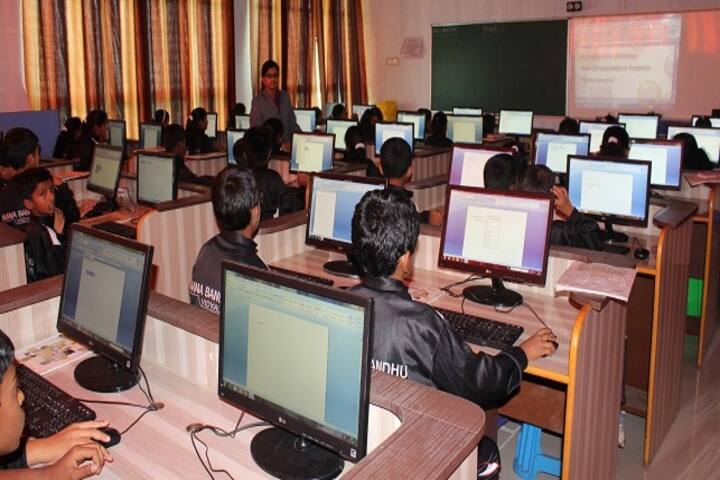Jnana Bandhu Vidyalaya-Computer Lab