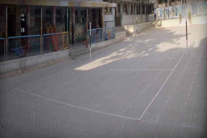 K L E SocietyS MR Sakhare English Medium Shcool-Playground
