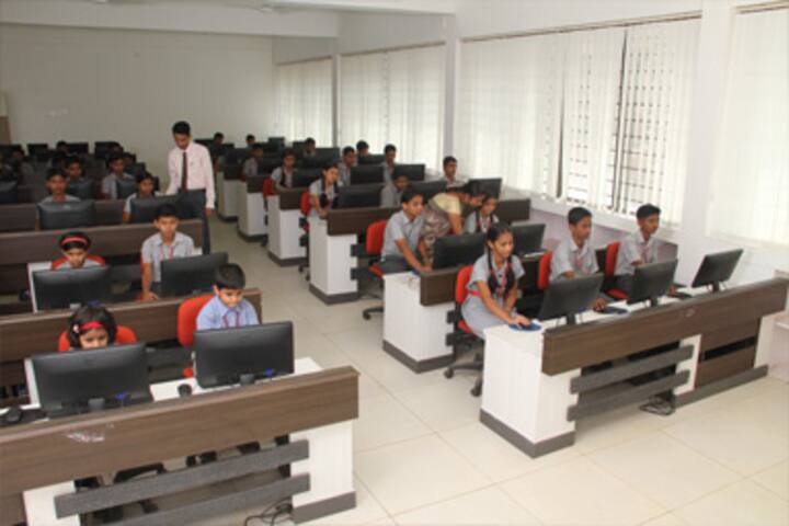 K L E Society School- Computer lab