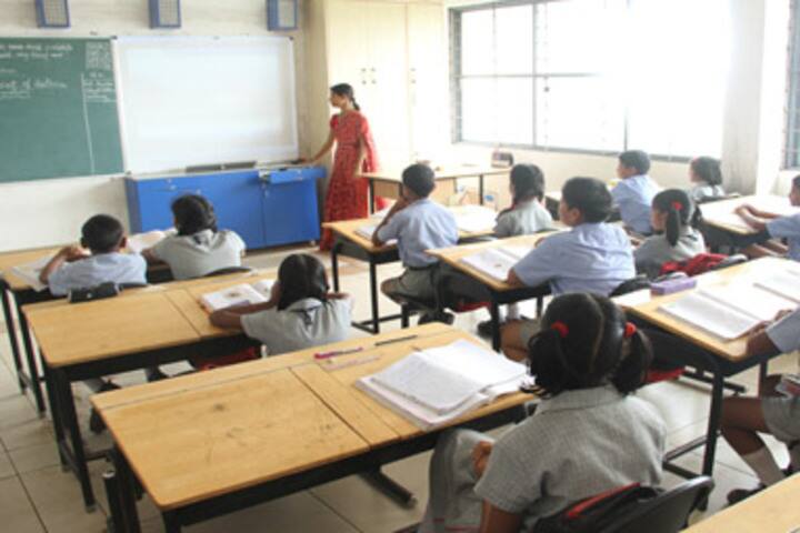 K L E Society School- Smart Class