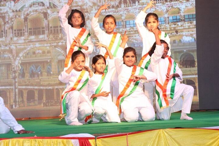K L E Societys School-Independance Day Celebration
