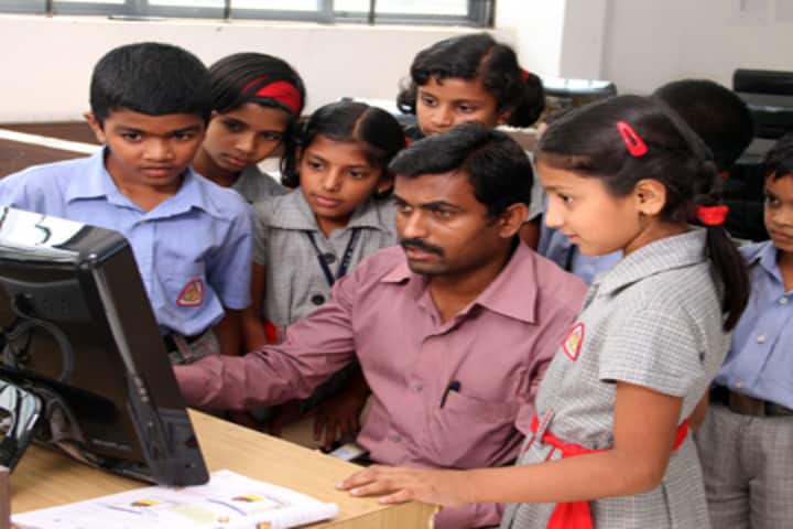 K L E Society s School- Computer lab