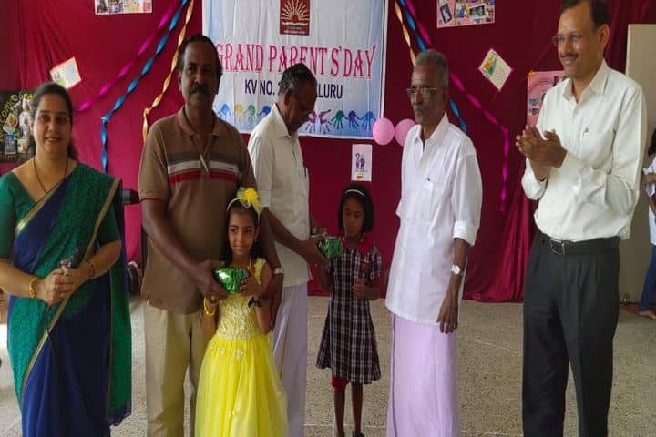 Kenriya Vidyalaya No 2-Prize Distribution