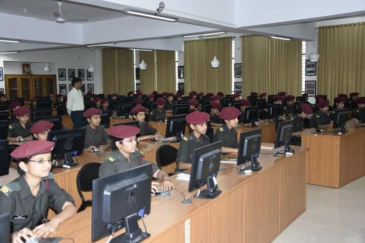 Kittur Rani Channamma Residential Sainik School For Girls-IT Foundation