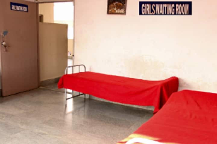 MHNational Public English School-Girls Waiting Room
