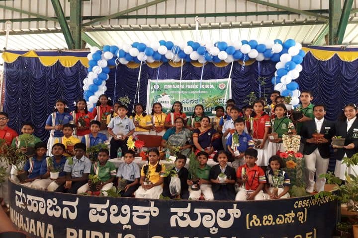 Mahajana Public School- Environment day